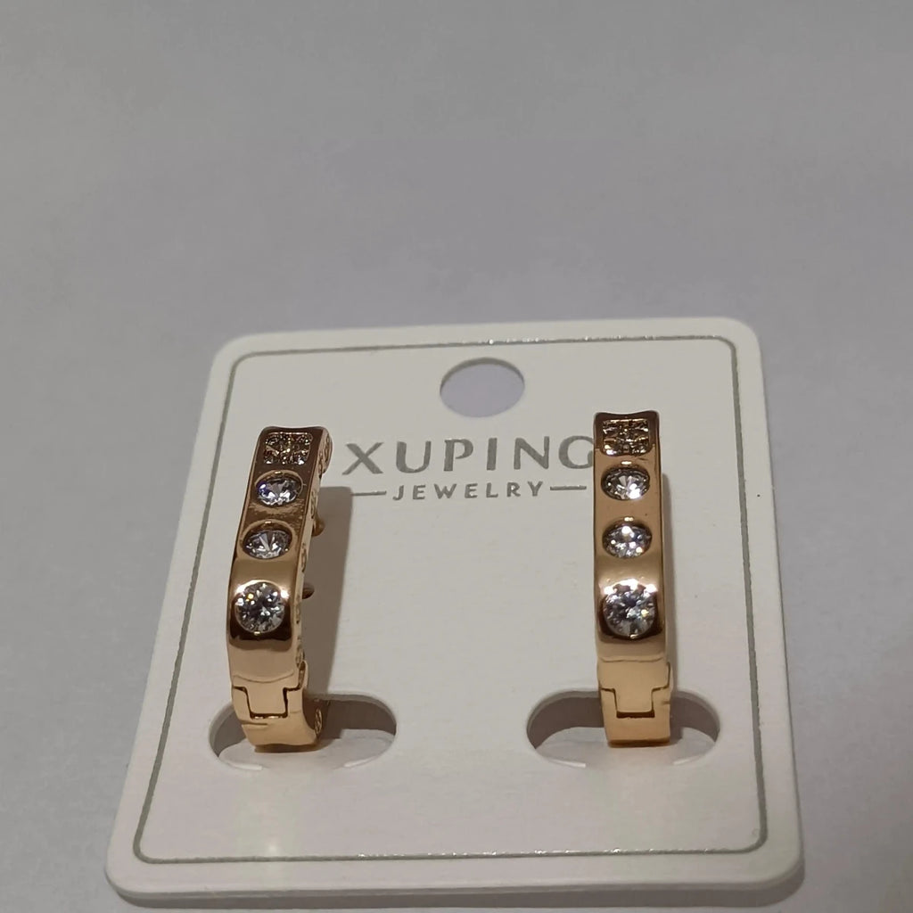 Xuping Kaliteli Paslanmaz Çelik Antialerjik Zirkon Taşlı Kare Halka Küpe - Zennemor